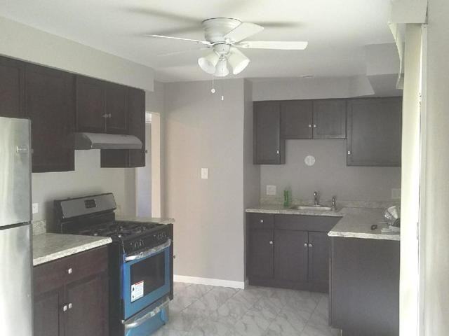 21842 Clyde Ave - Photo 3 of 17