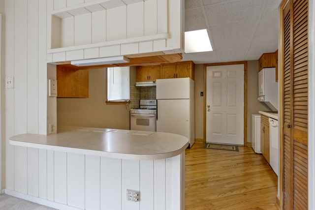 2214 Tepee Ave - Photo 2 of 22