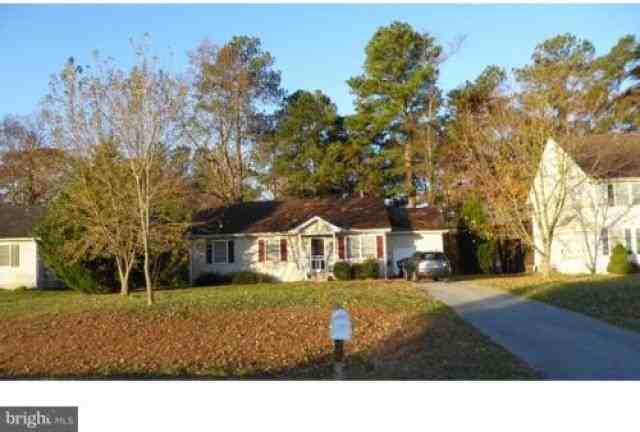 215 Mystic Ln - Photo 2 of 2