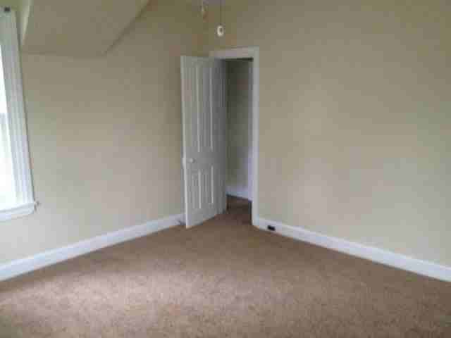 134 Sylvan Ave - Photo 3 of 6