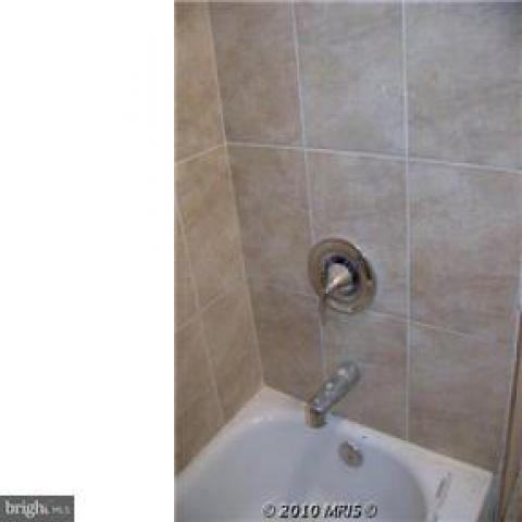 6209 Elmhurst St - Photo 3 of 6