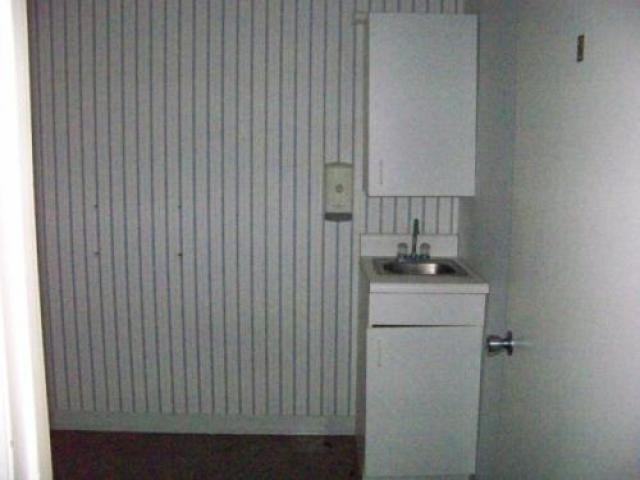 1785 E Main St - Photo 2 of 6