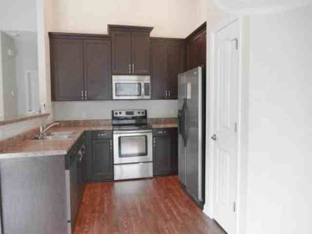 1043 Cold Springs Rd - Photo 3 of 6