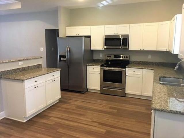 197 Shepards Way - Photo 3 of 6