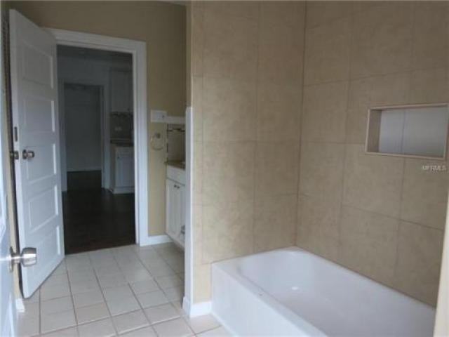 8305 El Portal Dr - Photo 3 of 6