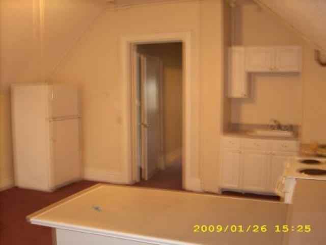 1426 S 3rd St - Photo 3 of 5