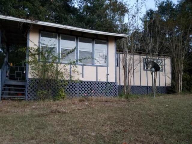 455 Thomas Ln - Photo 2 of 6