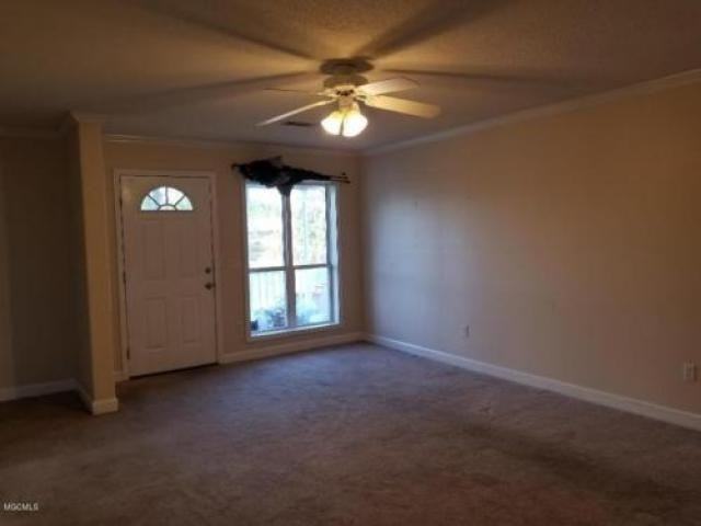 19810 Brighton Dr - Photo 3 of 4