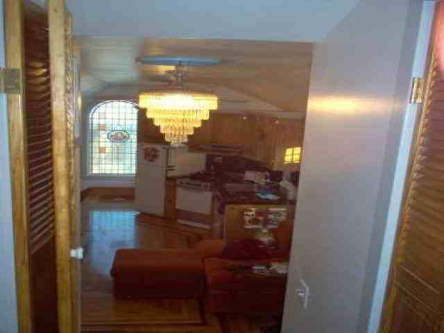 1638 E 17th Pl - Photo 2 of 6