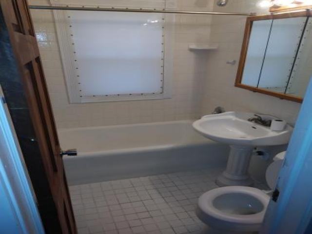 4905 38th Ave S - Photo 3 of 4