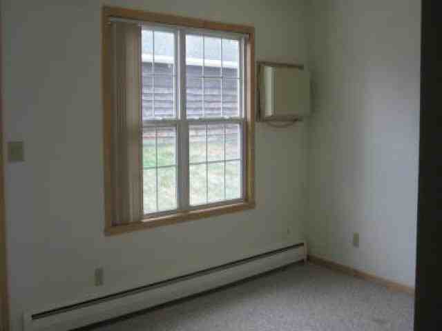 526 W Cedar Ave - Photo 2 of 6