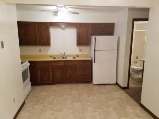 420 NE 7th Ave - Photo 2 of 6