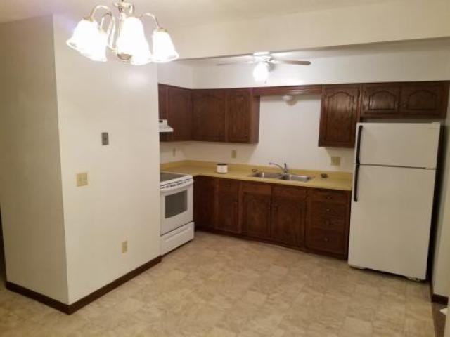 420 NE 7th Ave - Photo 3 of 6