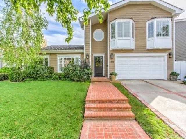 1809 Port Stirling Pl - Photo 3 of 6