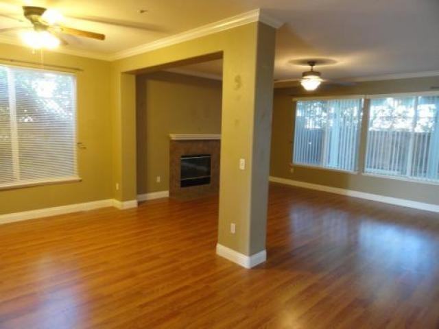 1890 Connor Way - Photo 2 of 6