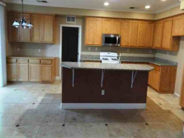 1890 Connor Way - Photo 3 of 6