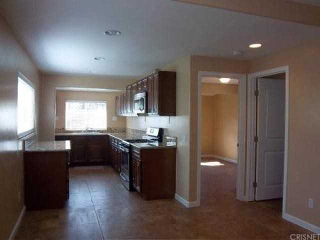 6509 Ivins Dr - Photo 3 of 6