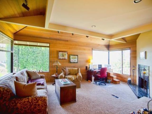 1008 1/2 8th St - Photo 3 of 6