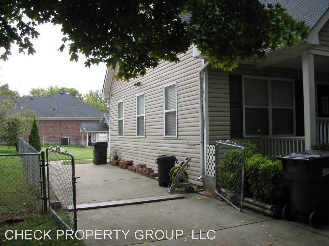 9106 Wilson St - Photo 3 of 11