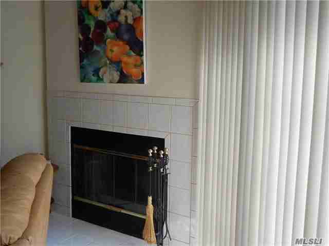 298 Prairie Ct - Photo 3 of 19