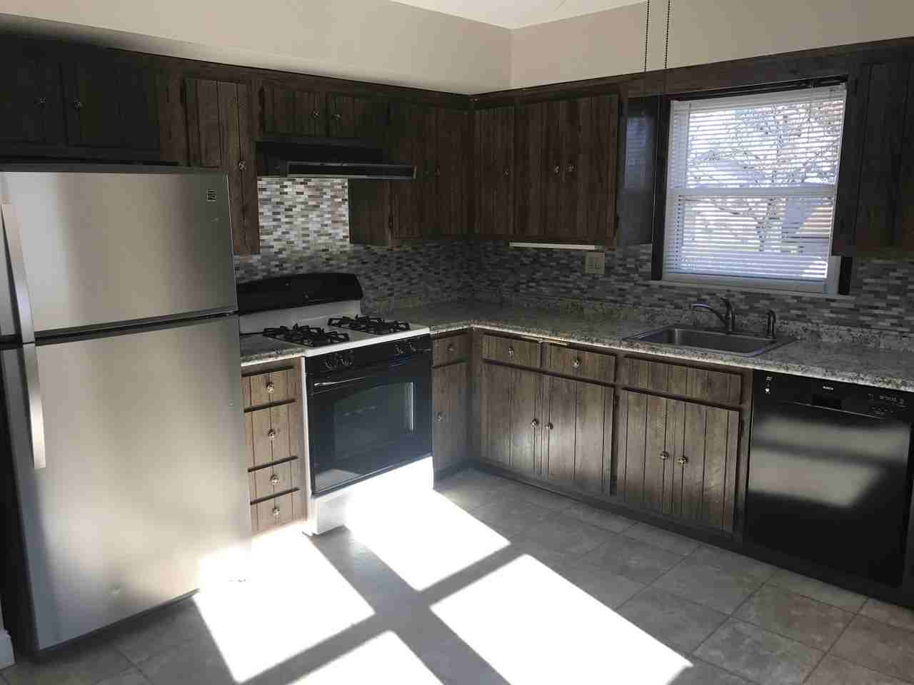 42 Orchard St #2ndFL - Photo 2 of 9