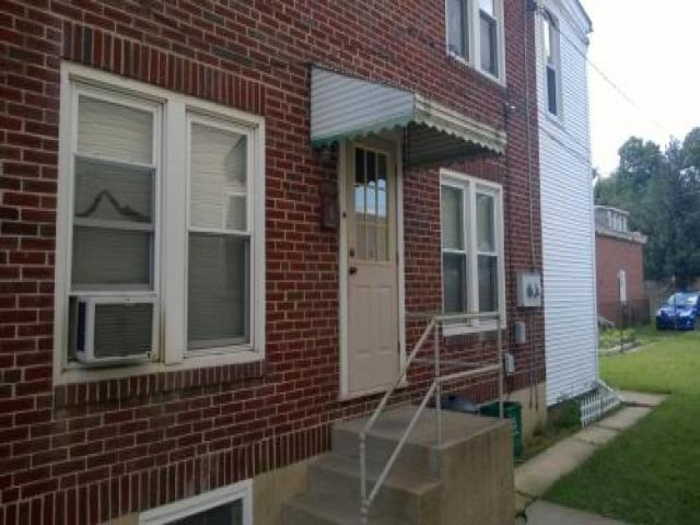 2329 Spring St - Photo 2 of 6