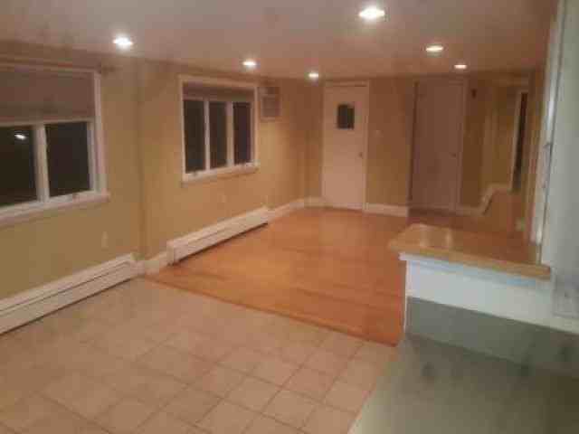 10 Marblehead St - Photo 2 of 6