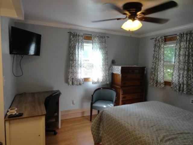 96 Foster St - Photo 2 of 6