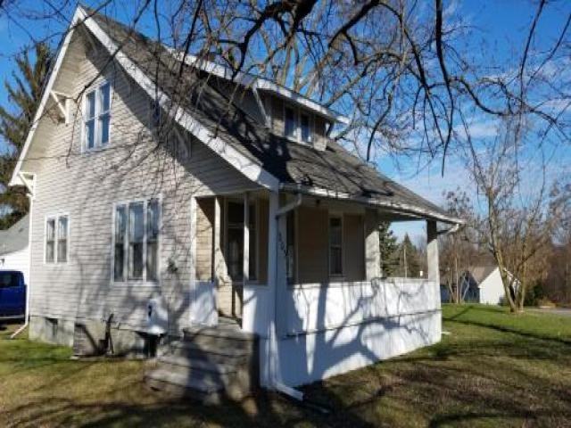 203 Center Rd - Photo 2 of 6