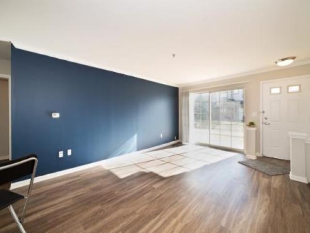 1010 Canterfield Pkwy W - Photo 2 of 6