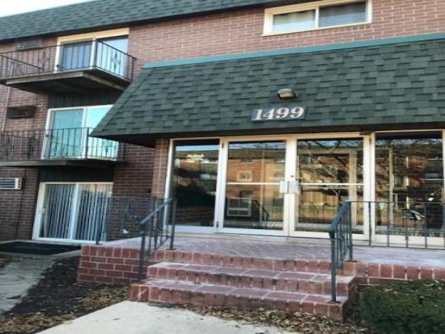 1499 W Irving Park Rd - Photo 2 of 6