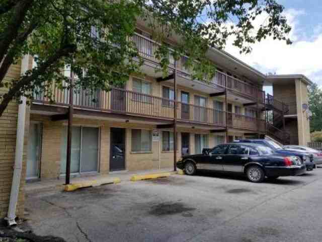 14427 Halsted St - Photo 3 of 6