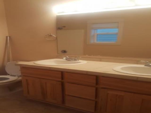 4711 Z St - Photo 2 of 6
