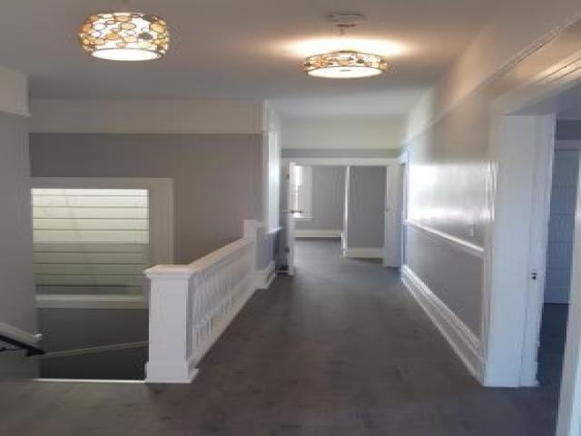 176 Lily St - Photo 3 of 3