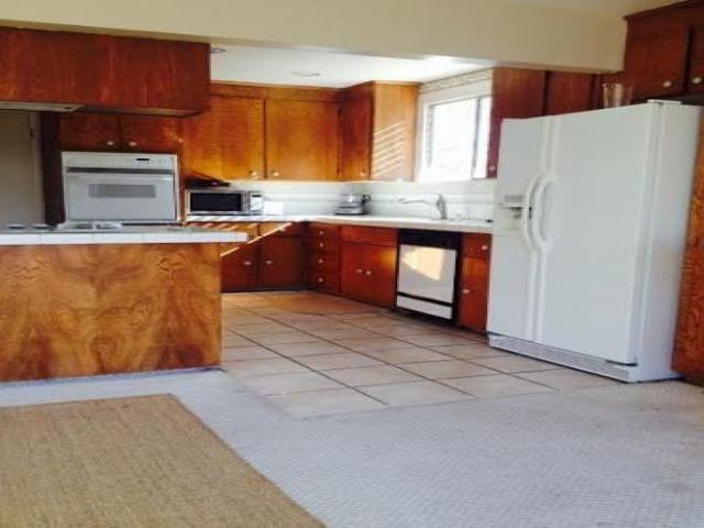 2809 Newlands Ave - Photo 3 of 5