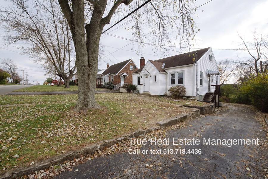 214 Sunset Dr - Photo 3 of 23