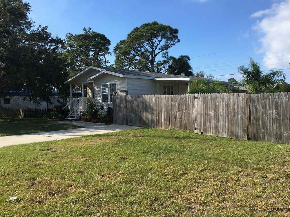 5284 Christiancy Ave - Photo 2 of 25