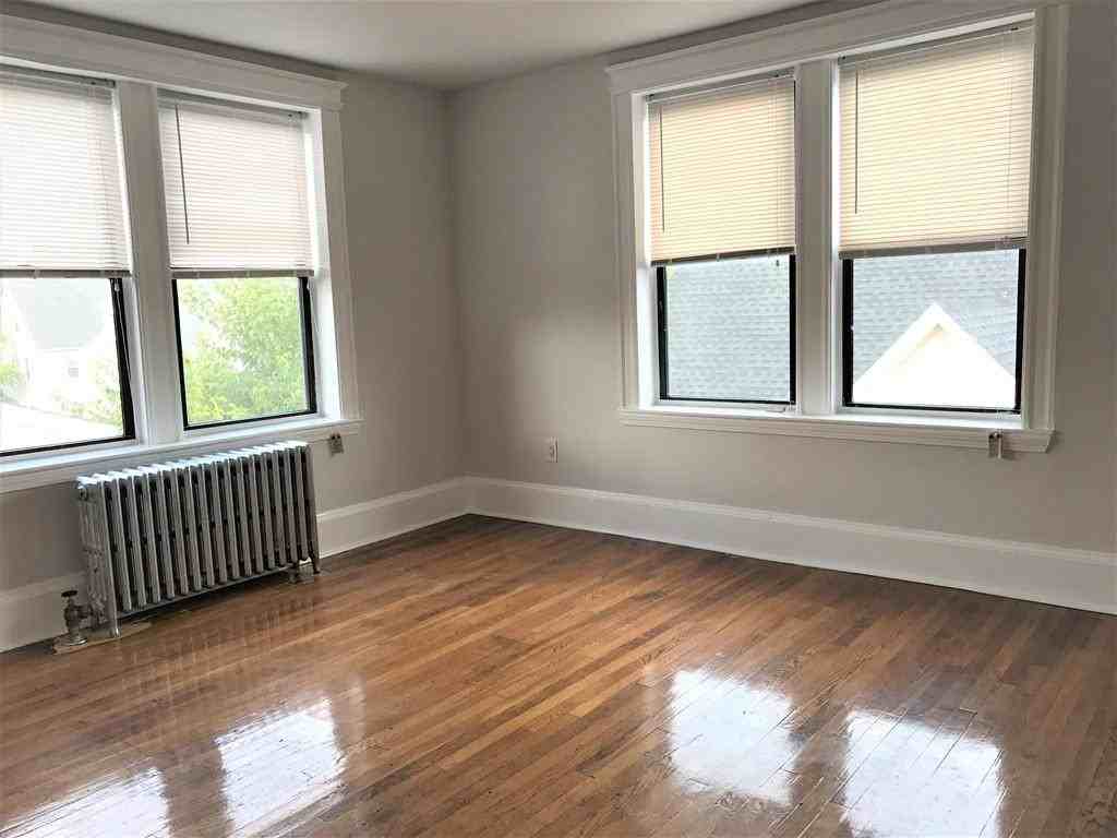166 Salem St #43 - Photo 3 of 5