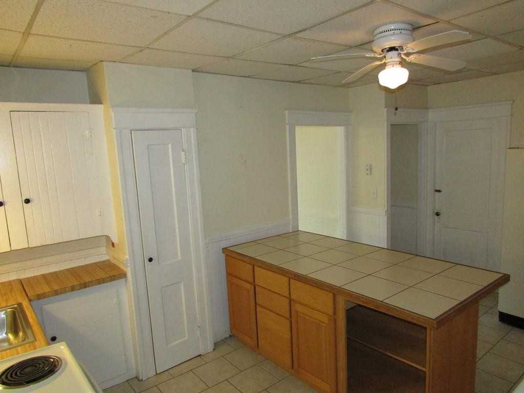 3A B Park Hill Ave #b - Photo 2 of 16