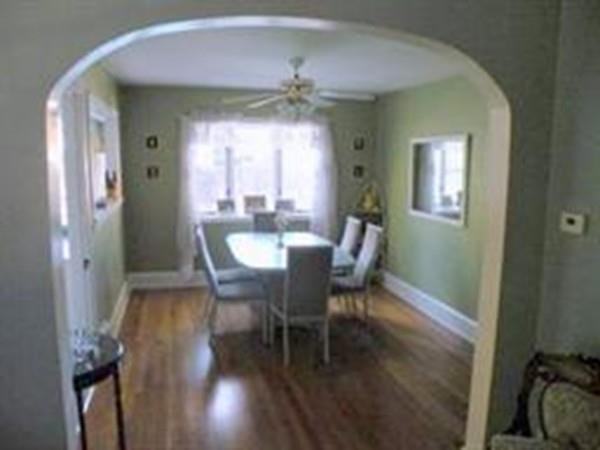 2 Greenacre Ln - Photo 3 of 6