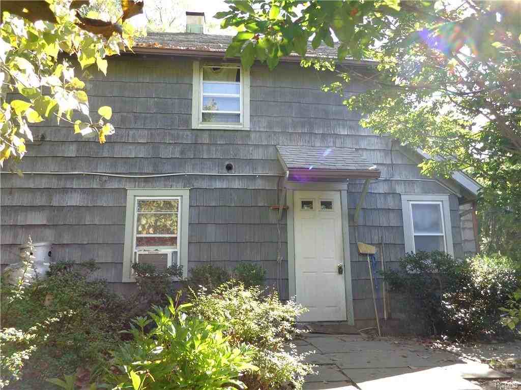 137-139 Cole Shears Ct #b - Photo 3 of 8