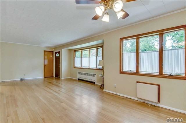 104 Jefferson Ave - Photo 3 of 4