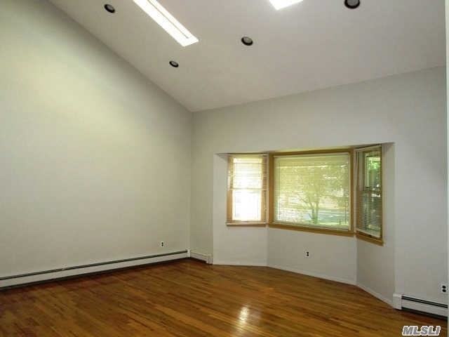 84 Centre Dr - Photo 2 of 12