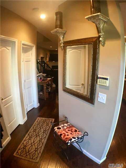 47 Leeward Ct - Photo 2 of 15