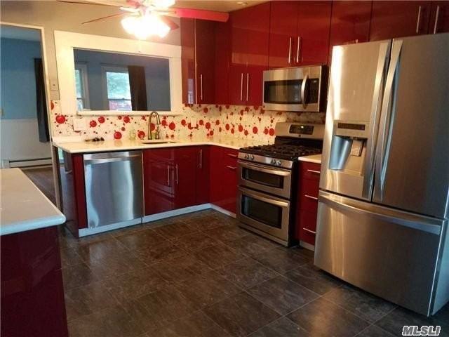 104 Ohls St - Photo 3 of 9