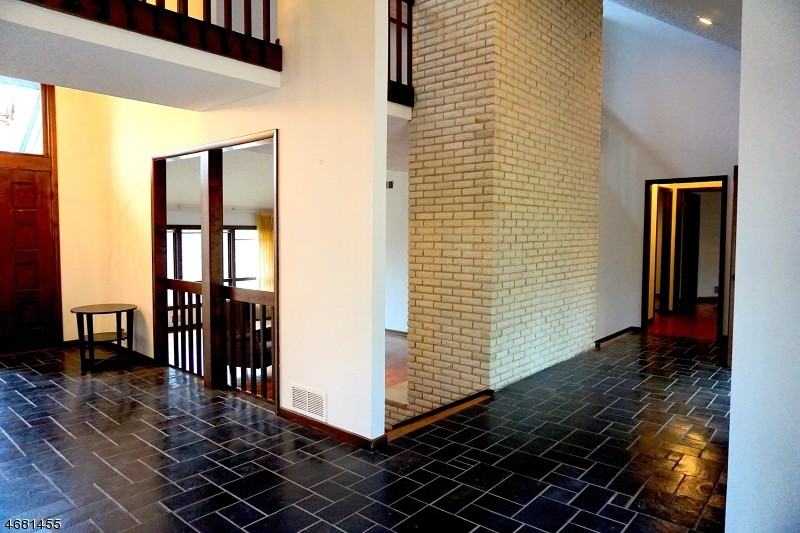 45 Dug Way - Photo 3 of 22