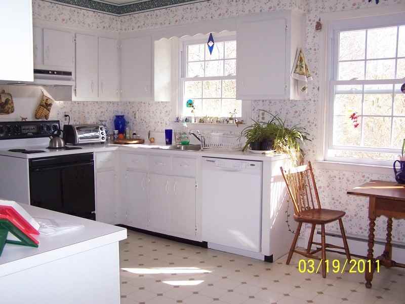 135 Fairmount Rd E #a - Photo 3 of 7