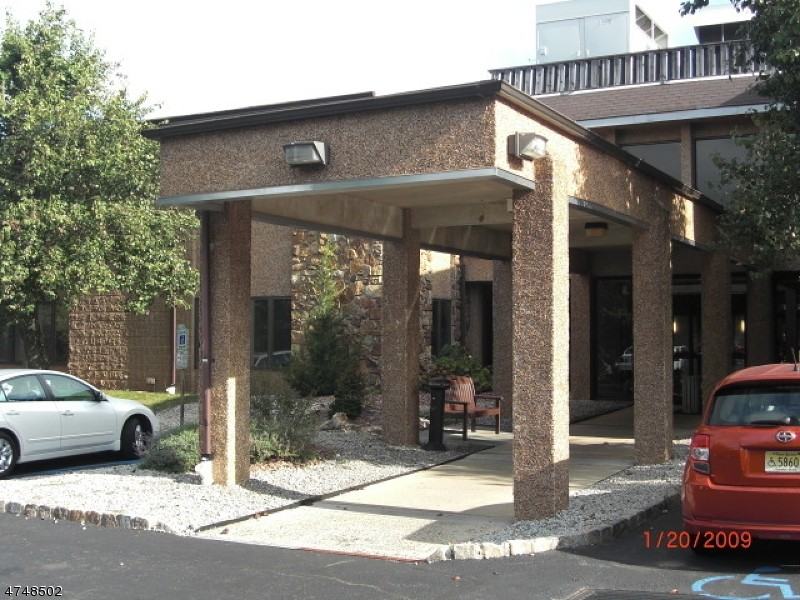 22 Old Short Hills Rd - Photo 2 of 10