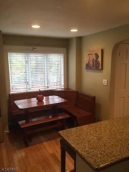 275 Diamond Hill Rd - Photo 3 of 19