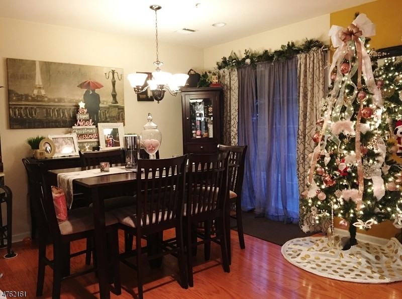 20 Mountain Ave - Photo 3 of 11